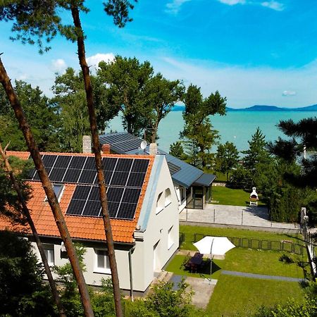 Villabeach 50M From The Beach Fonyod Exterior photo